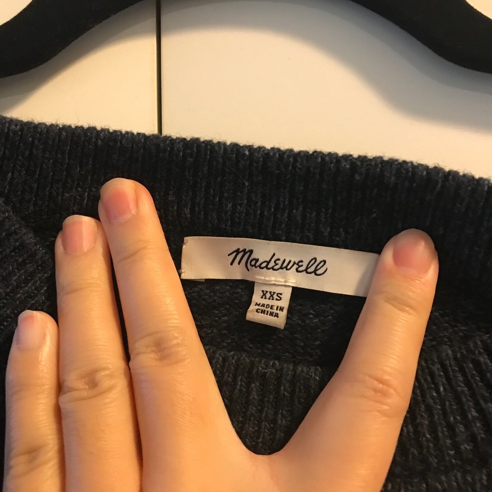 Sweater - Picture 3 of 5